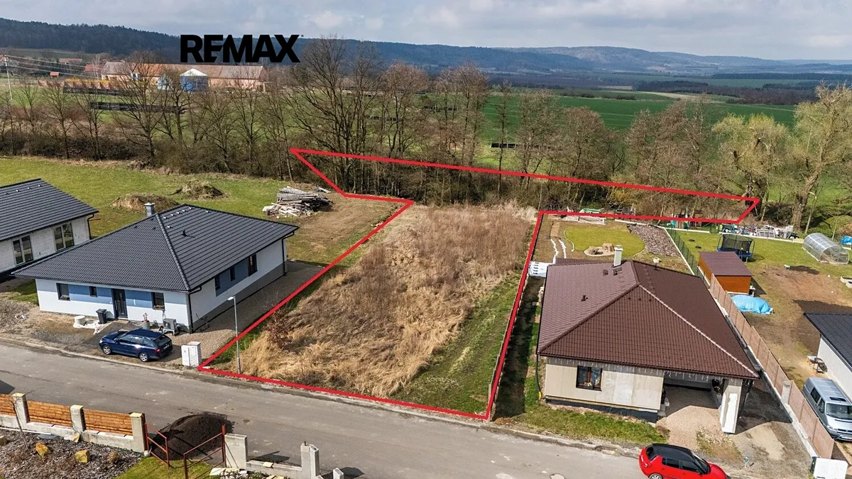 Prodej stavebního pozemku 2649 m²